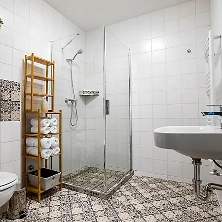Passage 2 Bed & Breakfast