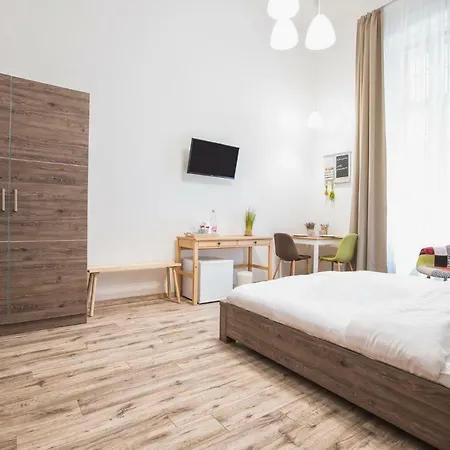 Oda ve Kahvaltı Passage 2 Budapeşte