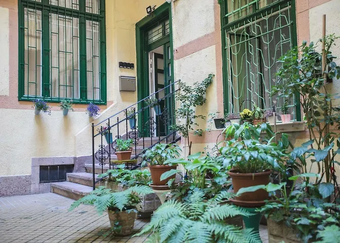 Passage 2 Bed & Breakfast